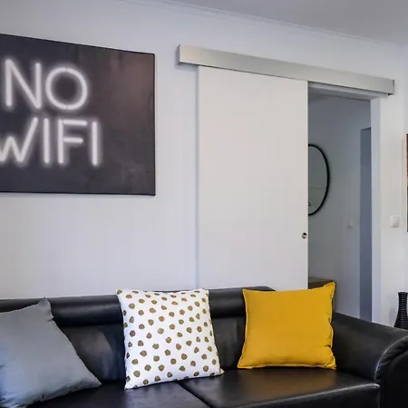 01 Nice Flat By Olivais Apartment