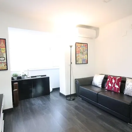 01 Nice Flat By Olivais *
